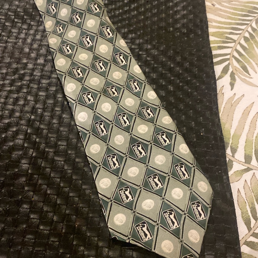Giorgio Armani, silk PGA Tour golf neck tie
